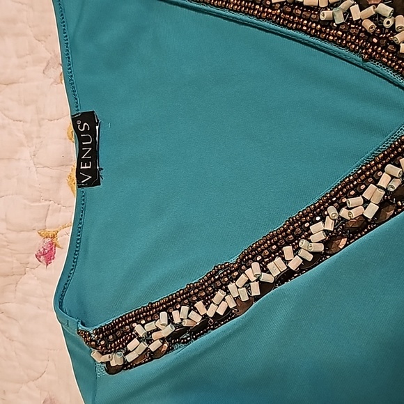 Shirt - Picture 5 of 6